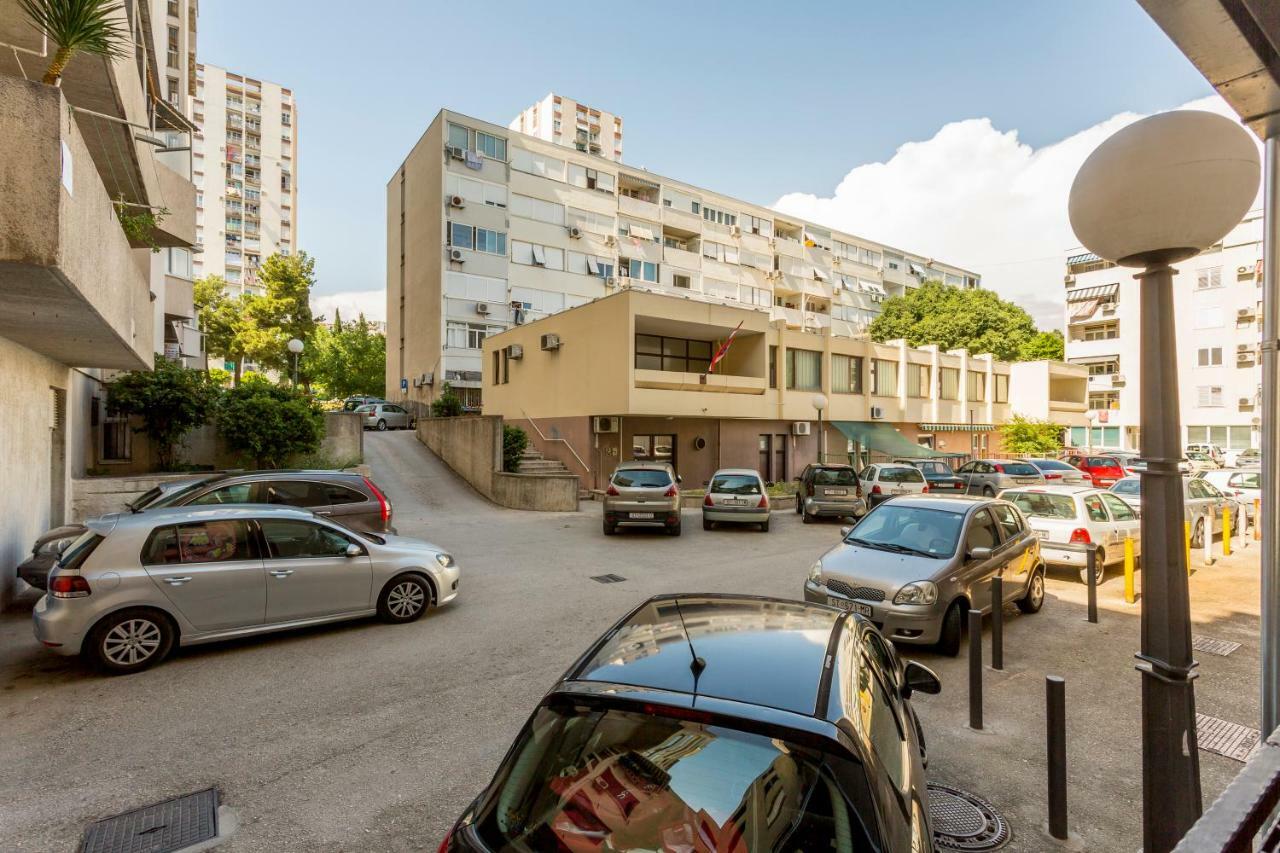 Studio Apartment Nikol สปลิท ภายนอก รูปภาพ