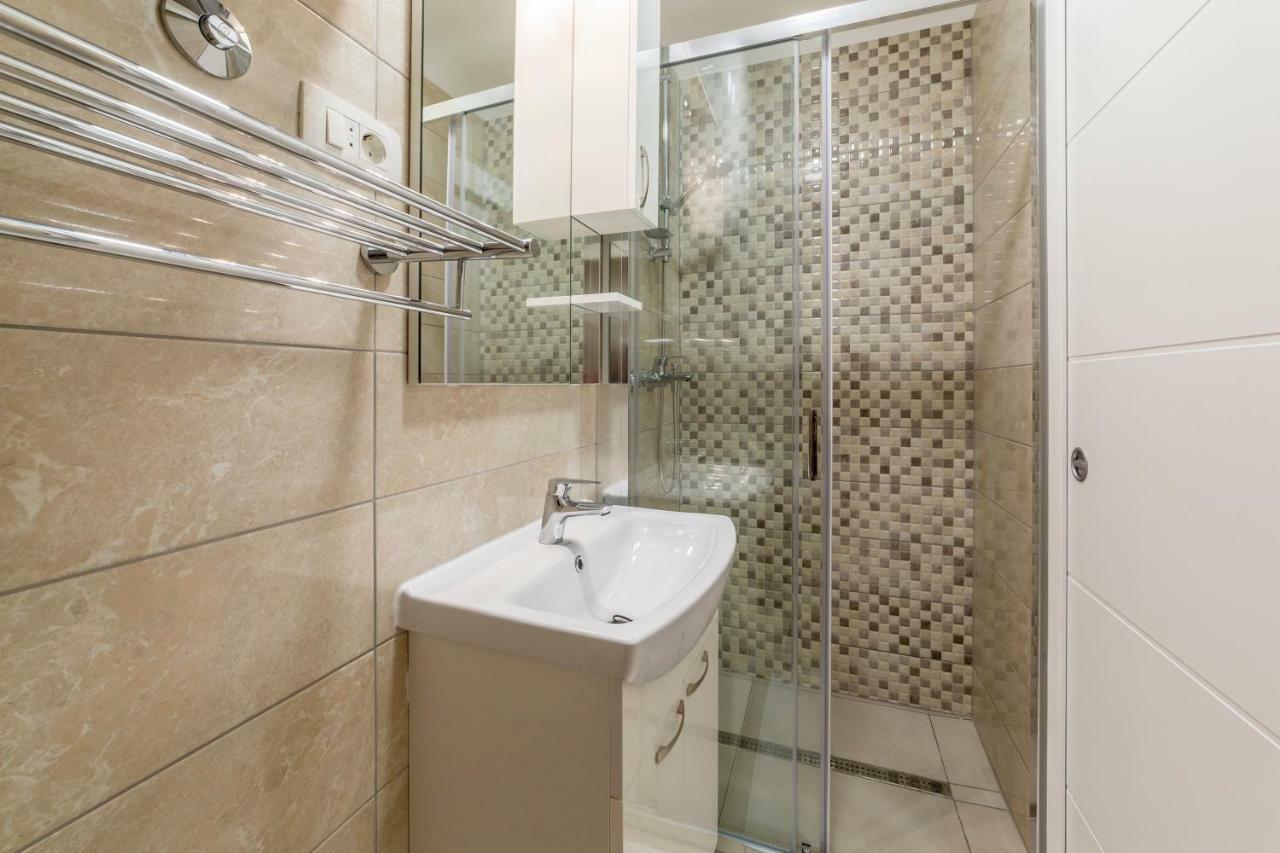 Studio Apartment Nikol สปลิท ภายนอก รูปภาพ